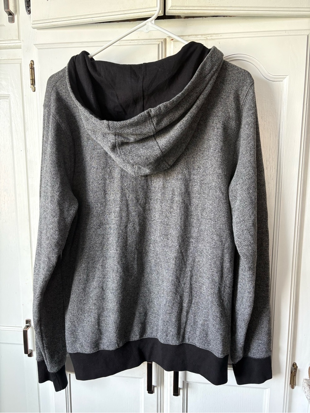 Airwalk Men's Charcoal Gray Zip-Up Hoodie Sweater - Picture 5 of 5